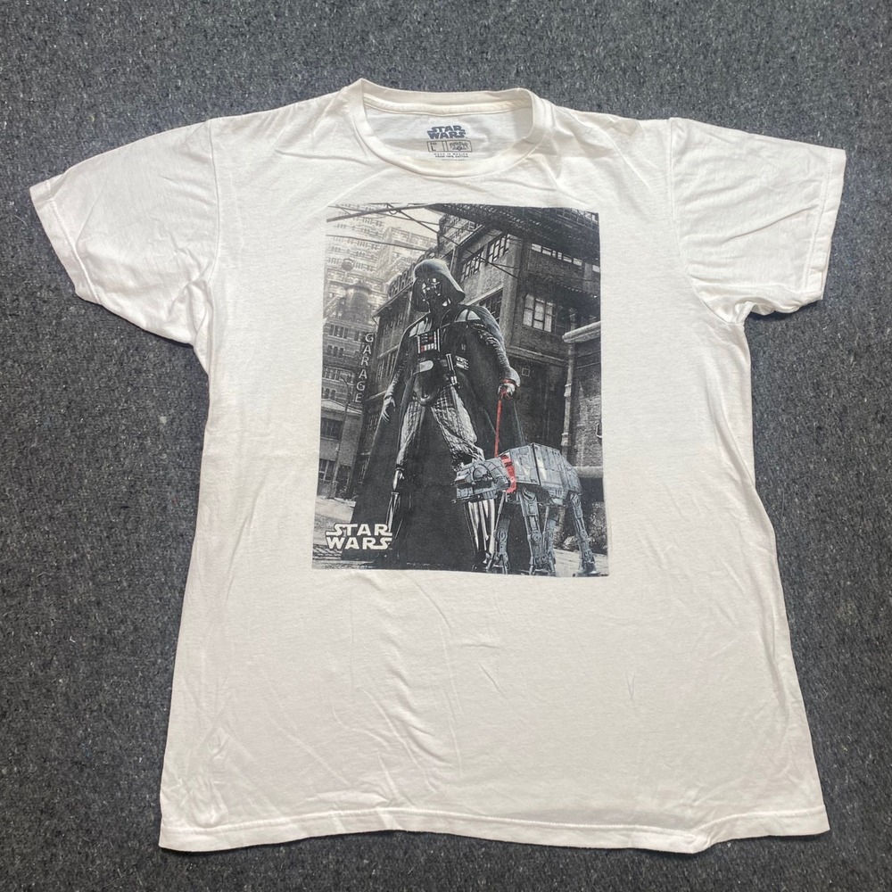 Star Wars Darth Vader AT-AT Dog Walker TShirt Sz L Mens White‎ Retro Geek Grunge